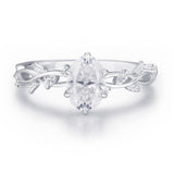 Everlasting Oval Cut Moissanite Ring©