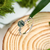Everlasting Round Cut Moss Agate Ring©