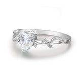 Everlasting Heart Cut Moissanite Ring©