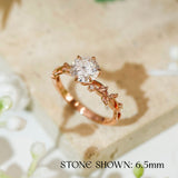 Everlasting Round Cut Moissanite Ring©