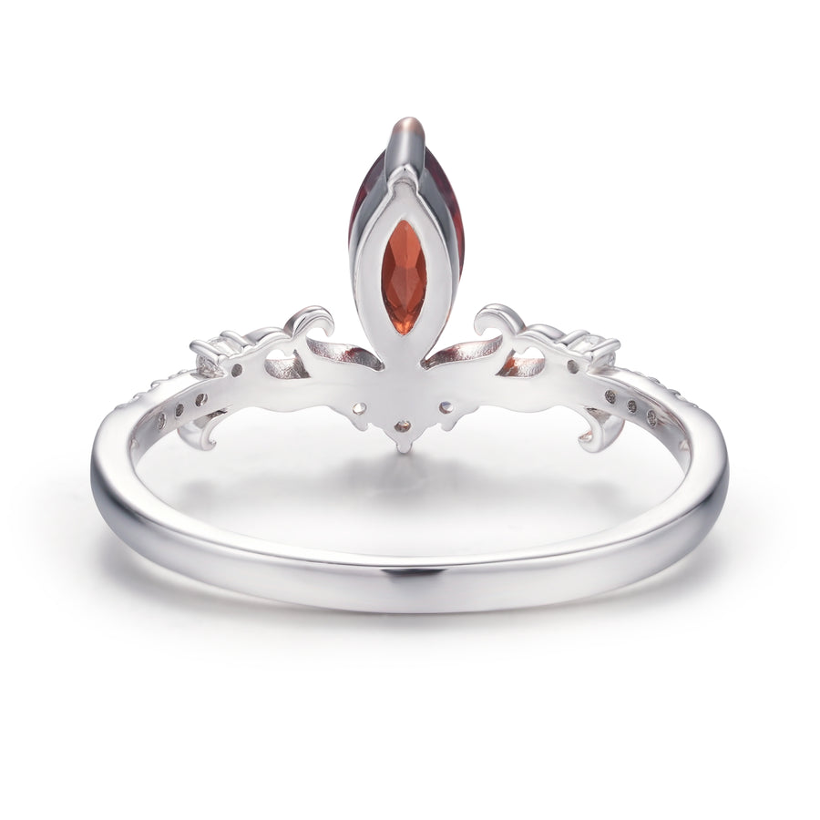 Fire Ring (White Gold)