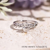 Everlasting Oval Cut Moissanite Ring©