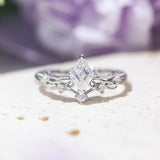 Victorian Lace Moissanite Ring©