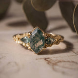 Gardenia Moss Agate Ring