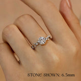 Everlasting Round Cut Moissanite Ring©