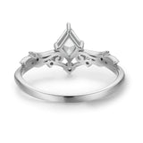 Victorian Lace Moissanite Ring©