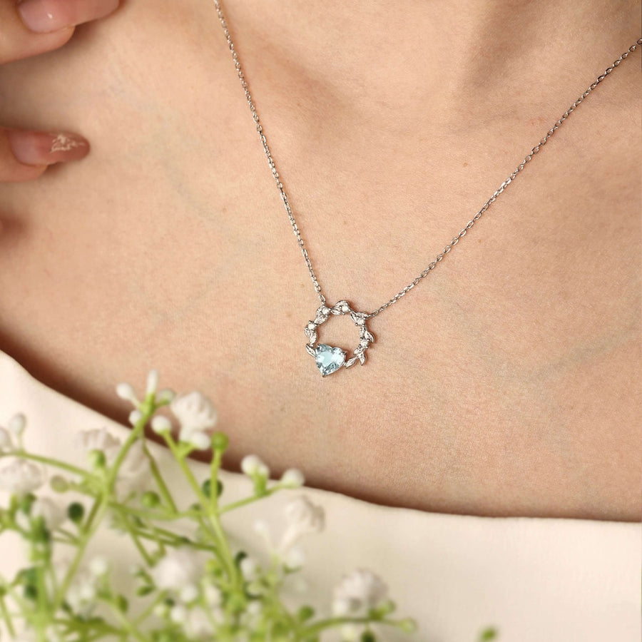 Heart’s Desire Aquamarine White Gold Necklace©