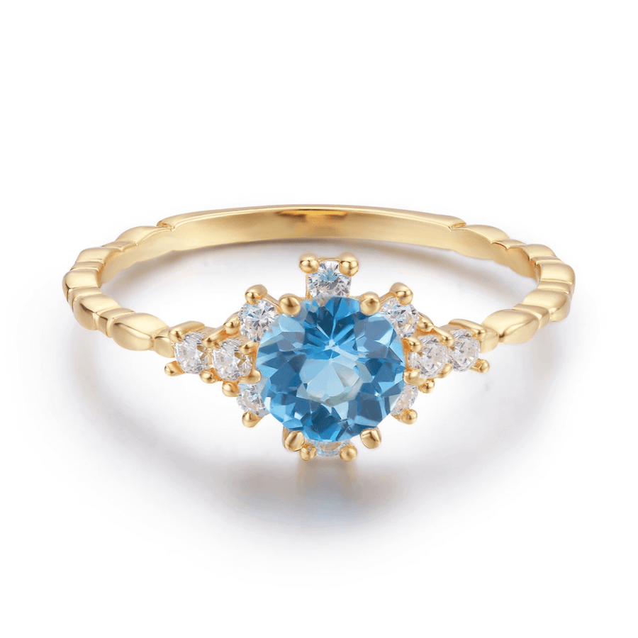 10K Yellow Gold - Clarity Blue Topaz Ring - Size 5