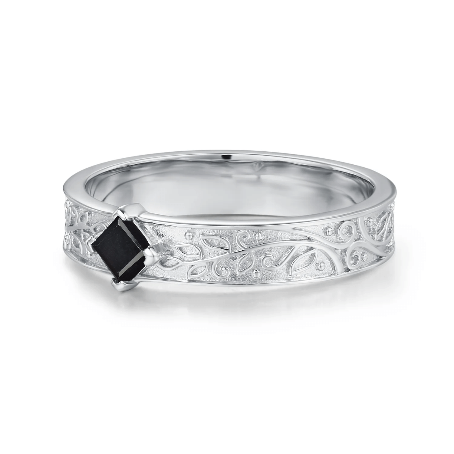 Oakleaf Black Onyx Ring (Male) – Azura New York Oakleaf Black Onyx Ring (Male) – Azura New York