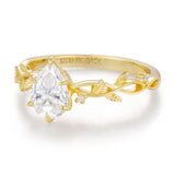 Everlasting Pear Moissanite Ring©