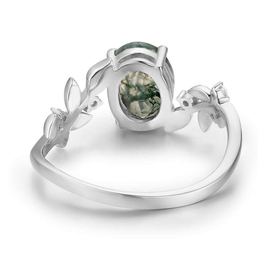 Between the Leaf Oval Moss Agate Ring©