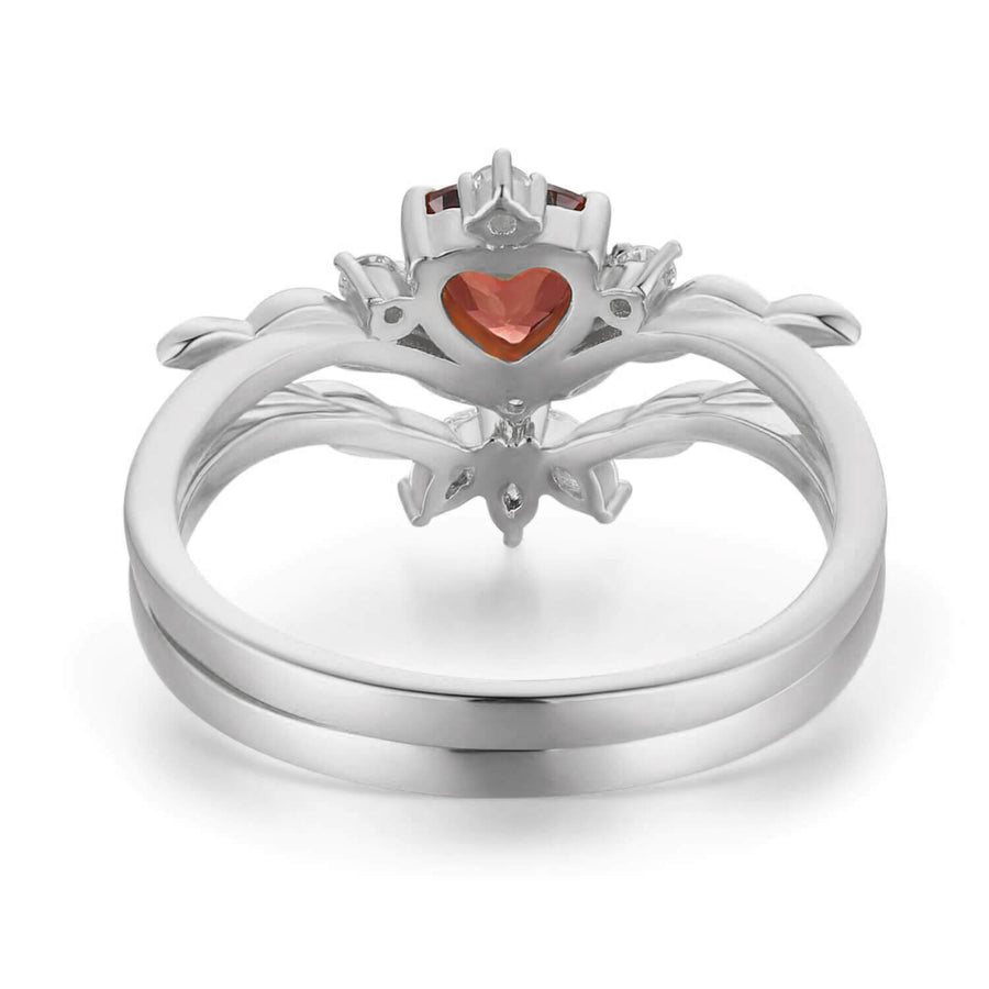 Flaming Heart Red Garnet White Gold Ring Set©